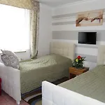 Bed and Breakfast Leon Hel