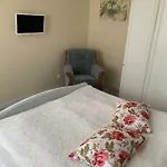 Leon Bed and Breakfast 3*