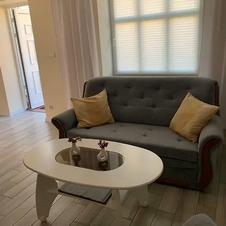 Oda ve Kahvaltı Leon