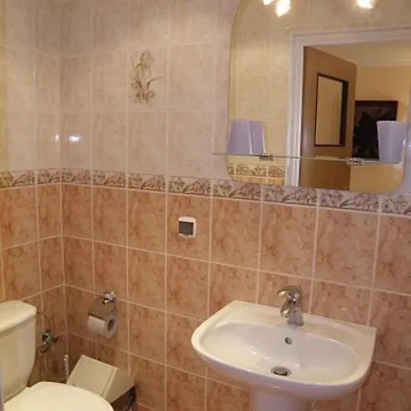 Bed & Breakfast Leon Hel