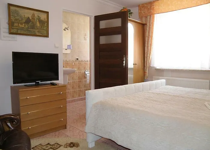 Leon Bed & Breakfast 3*