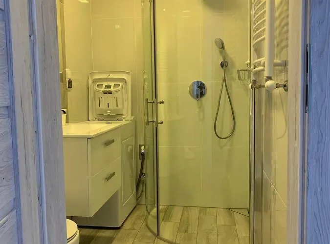 Nocleg ze śniadaniem Leon 3*